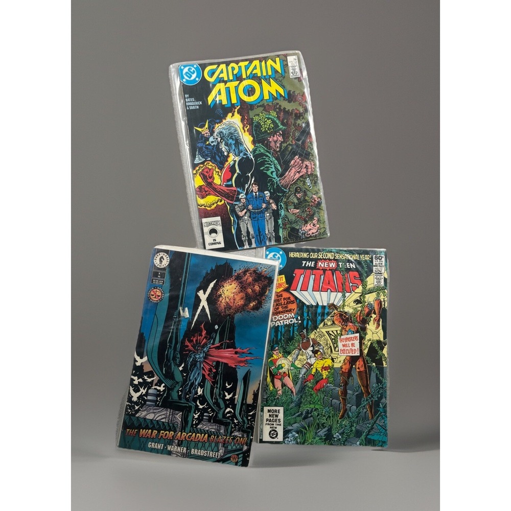 DC Comics! Captain Atom! Issue‎ 9! Lot Of 3 Comics